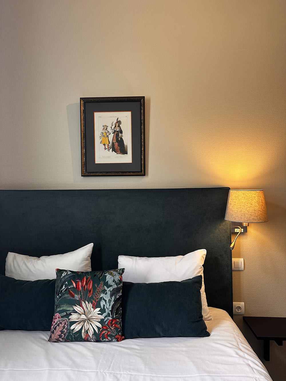 chambre luxe hotel saint palais sur mer