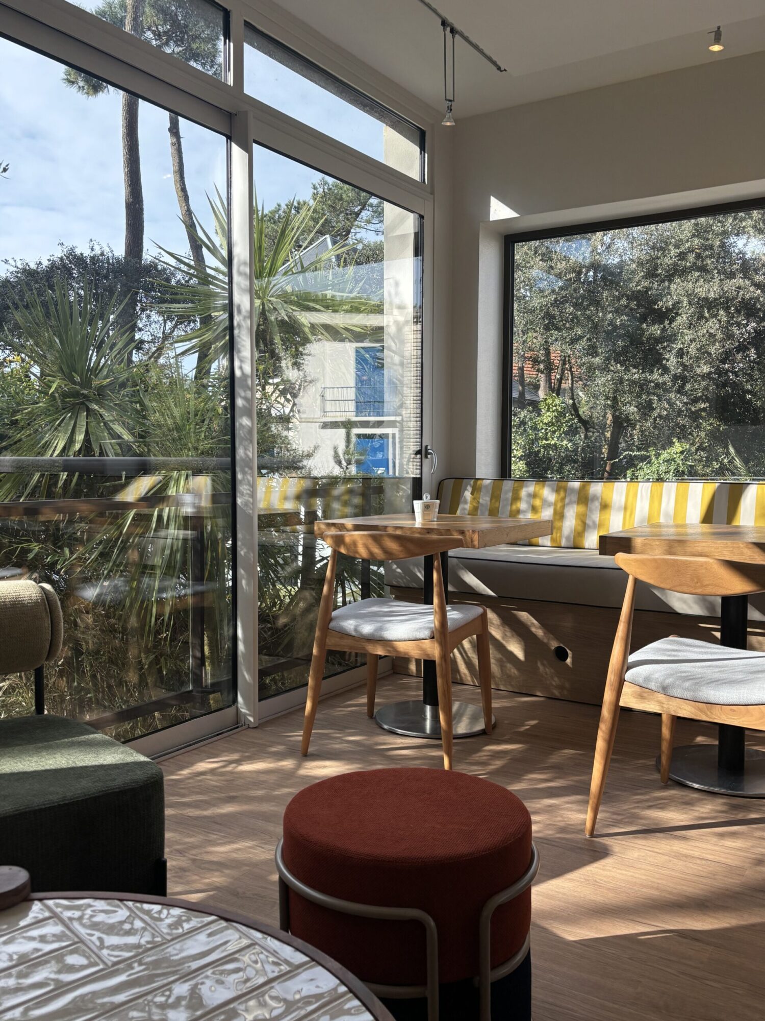 hotel villa ouest salon the